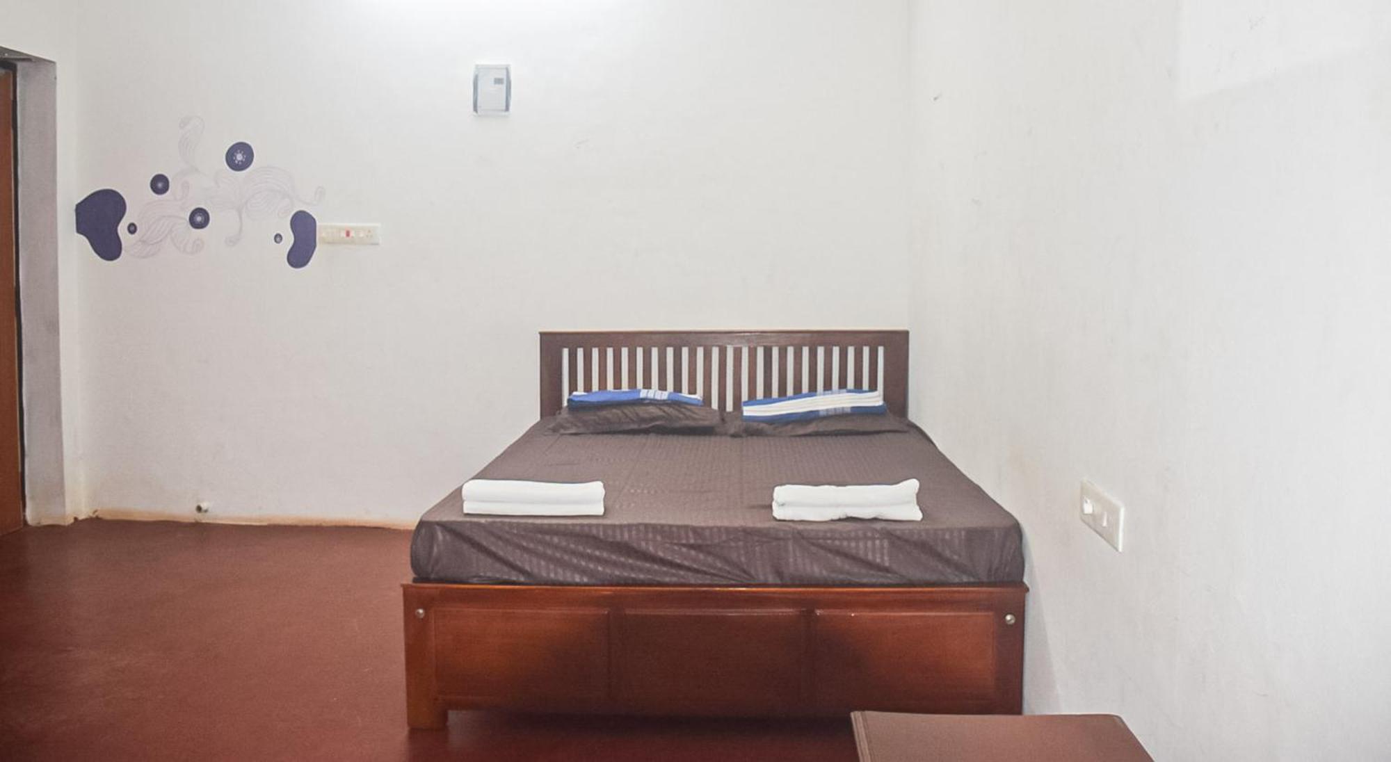 Отель Travellers Crib Ауровиль Экстерьер фото